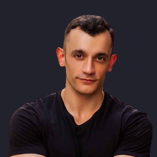 Julian Goldie